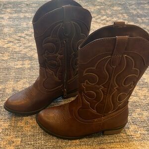 Girls cowboy boots/cowgirl boots